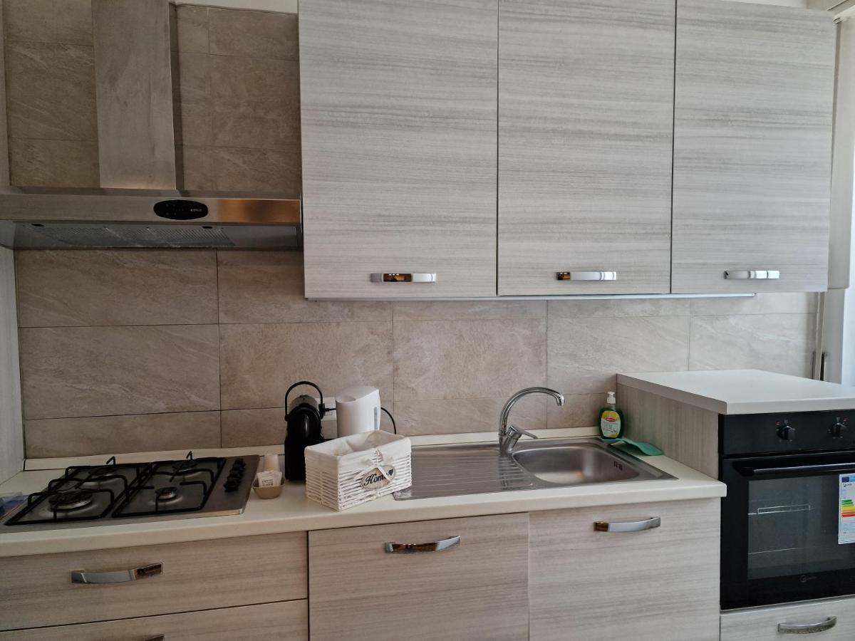 Apartamento M.Aurelio Light Brown Milán Exterior foto